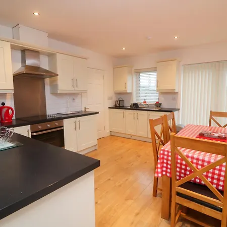 63 Moinin Kilkee
